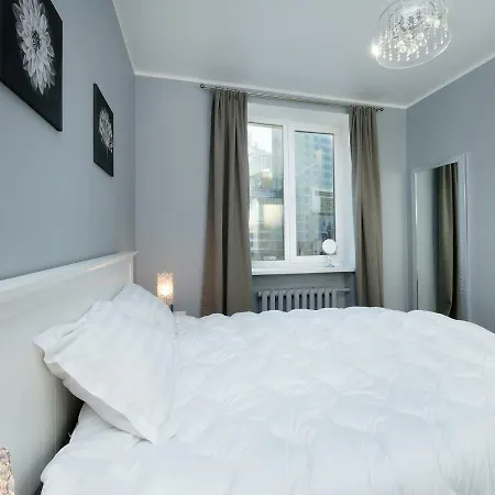 Gonsiori 7 Lux Apartment