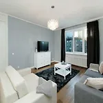 شقة Gonsiori 7 *